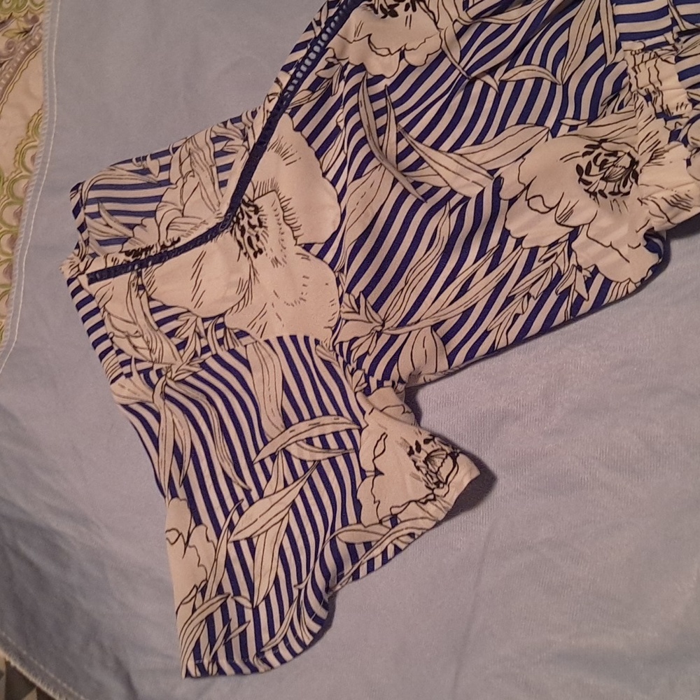 Jumper - Picture 3 of 4